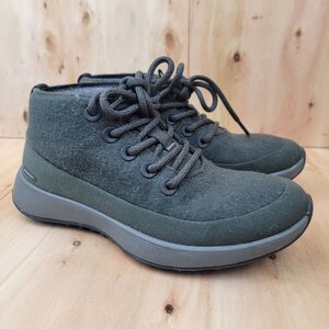 Allbirds Women's 7.5 Mizzle Wool Runner Water Repellent Green High-Top Sneaker